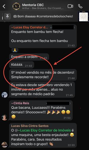 Descreva a imagem...