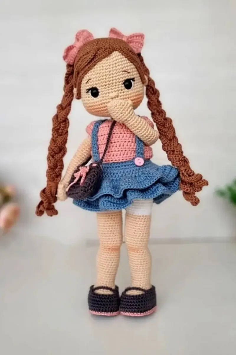 Modelo de Boneca Amigurumi
