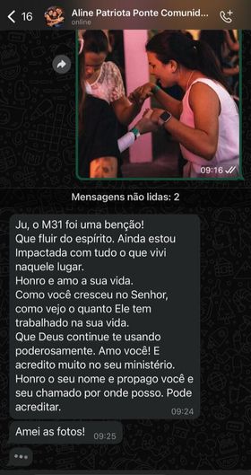 Descreva a imagem...