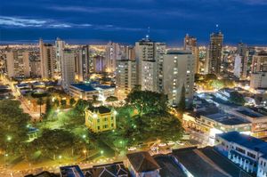 Descreva a imagem...