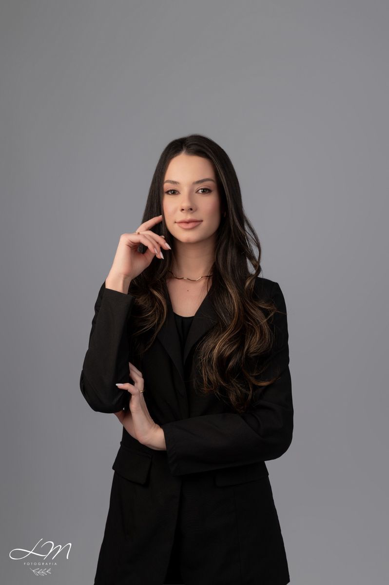 Paula Martins - Gestora especialista em Vendas, Atendimento e Desenvolvimento de Pessoas
