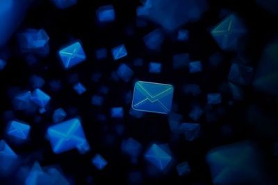 Descreva a imagem...