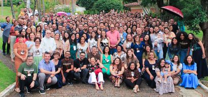 Descreva a imagem...