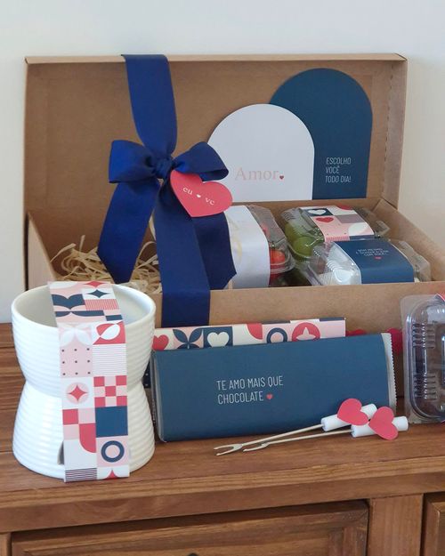 Descreva a imagem...