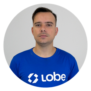 Descreva a imagem...